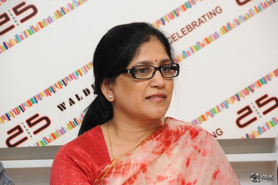 Celebs-at-Walden-25-Years-Press-Meet